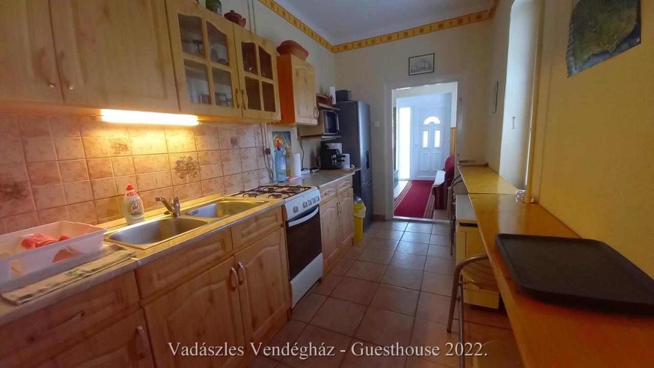 Vadaszles Vendeghaz Apartment Bukkszentmarton Bagian luar foto